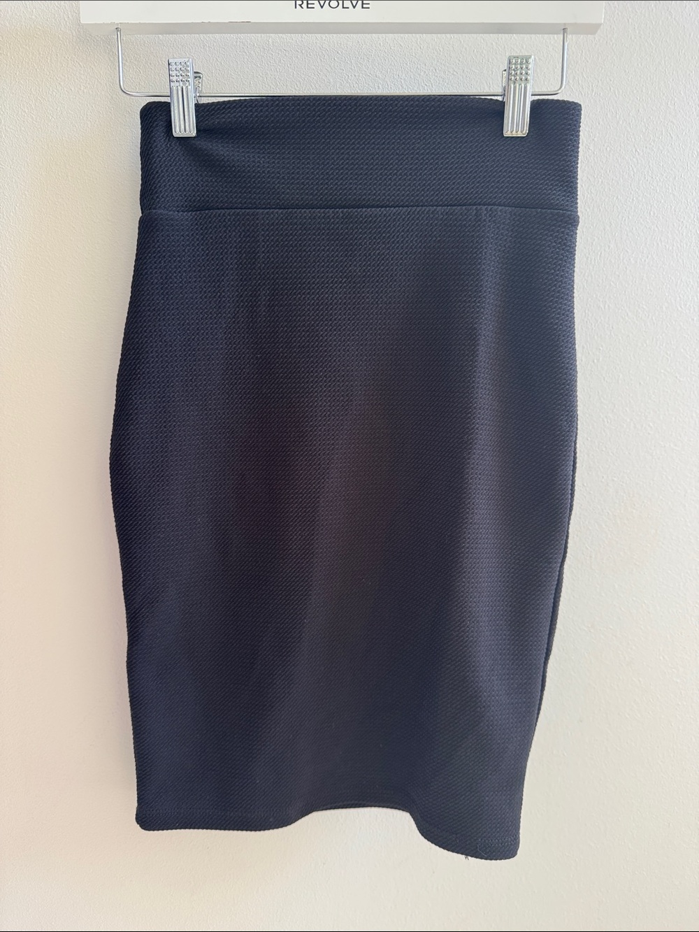 Form-Fitting Black Textured High-Rise Pencil Skirt